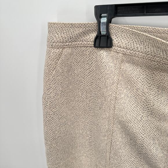 ANTHROPOLOGIE NWT Current Air Clarisa Pencil Skirt // 16 - Picture 7 of 10